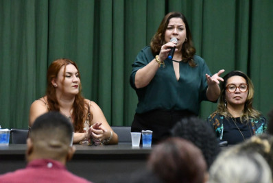 Plantão Mulher Comunidade dá acesso a serviços públicos e informações