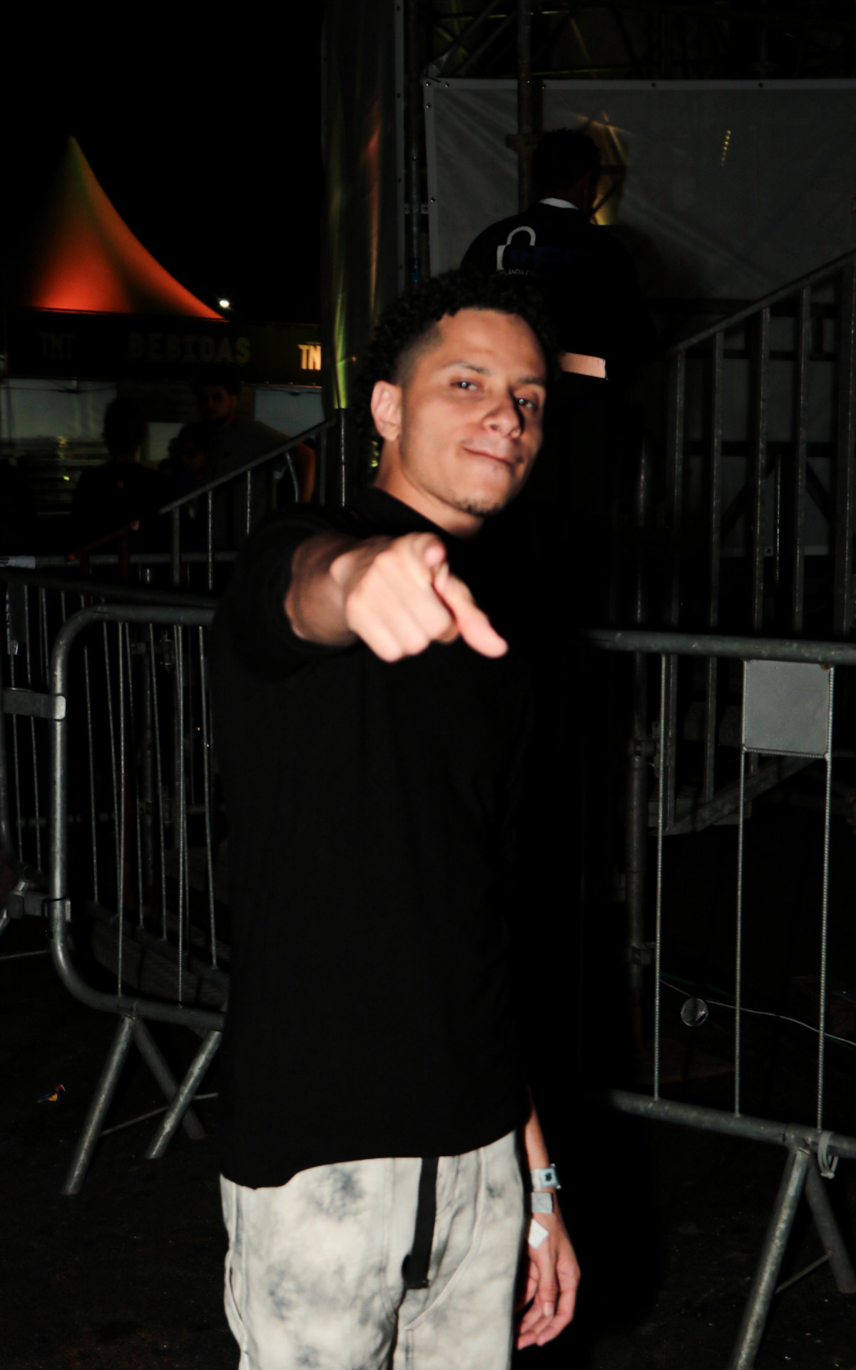 Gabriel do Borel aproveita primeiro dia de Primavera Sound, em São Paulo