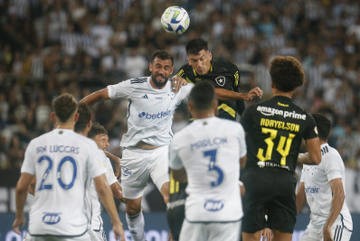 Melhor do primeiro turno, Botafogo teve todas as marcas superadas no returno