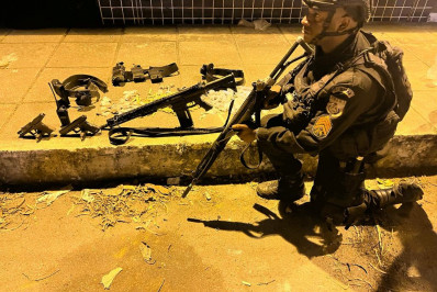 Criminosos ficam feridos em confronto com PMs em Duque de Caxias