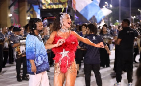 Império da Tijuca comemora 83 anos de fundação com missa e mini desfile, O  Dia na Folia