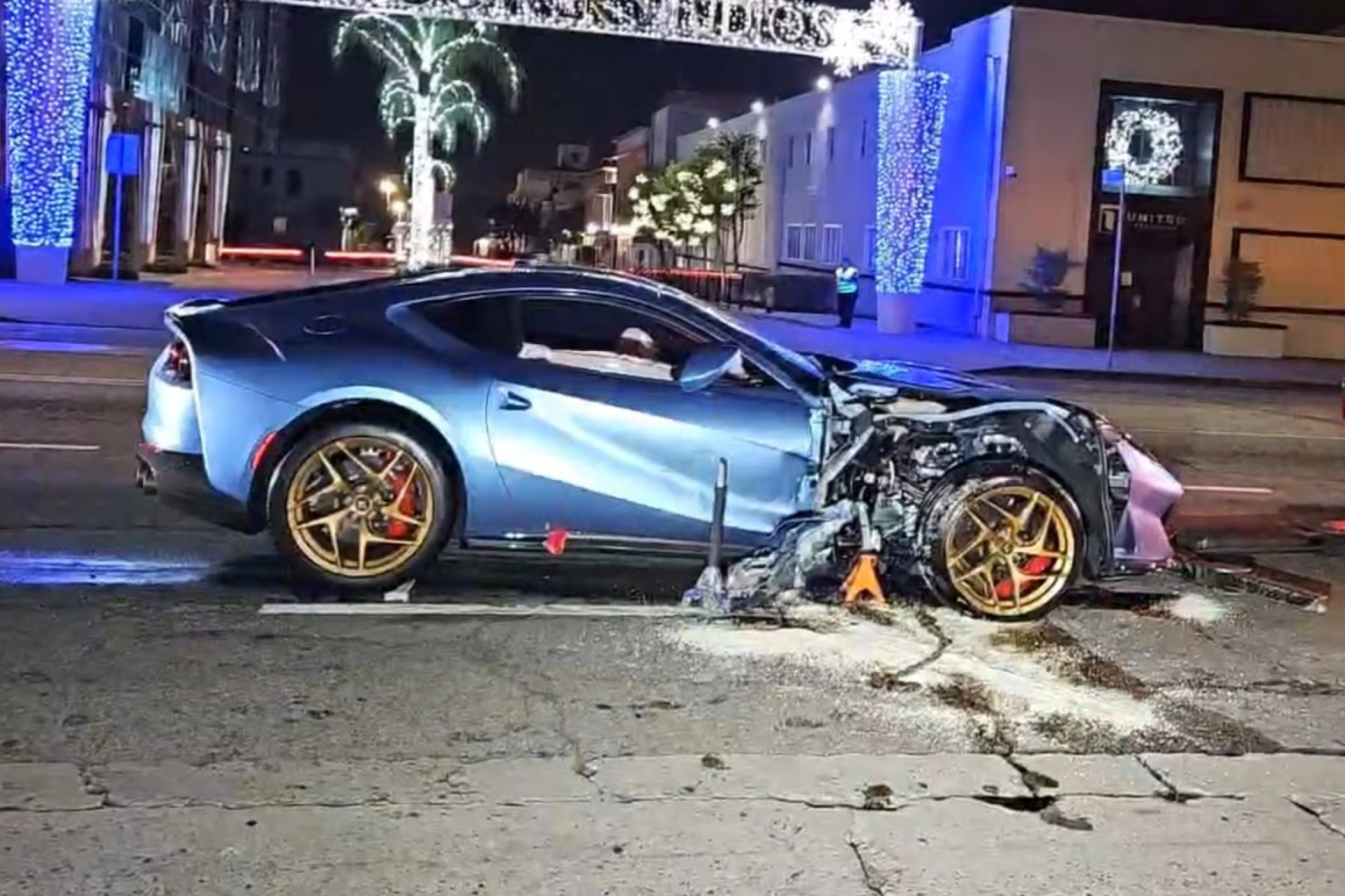 Michel B. Jordan se envolve em acidente com Ferrari - Reprodução Youtube / LA-OC.tv