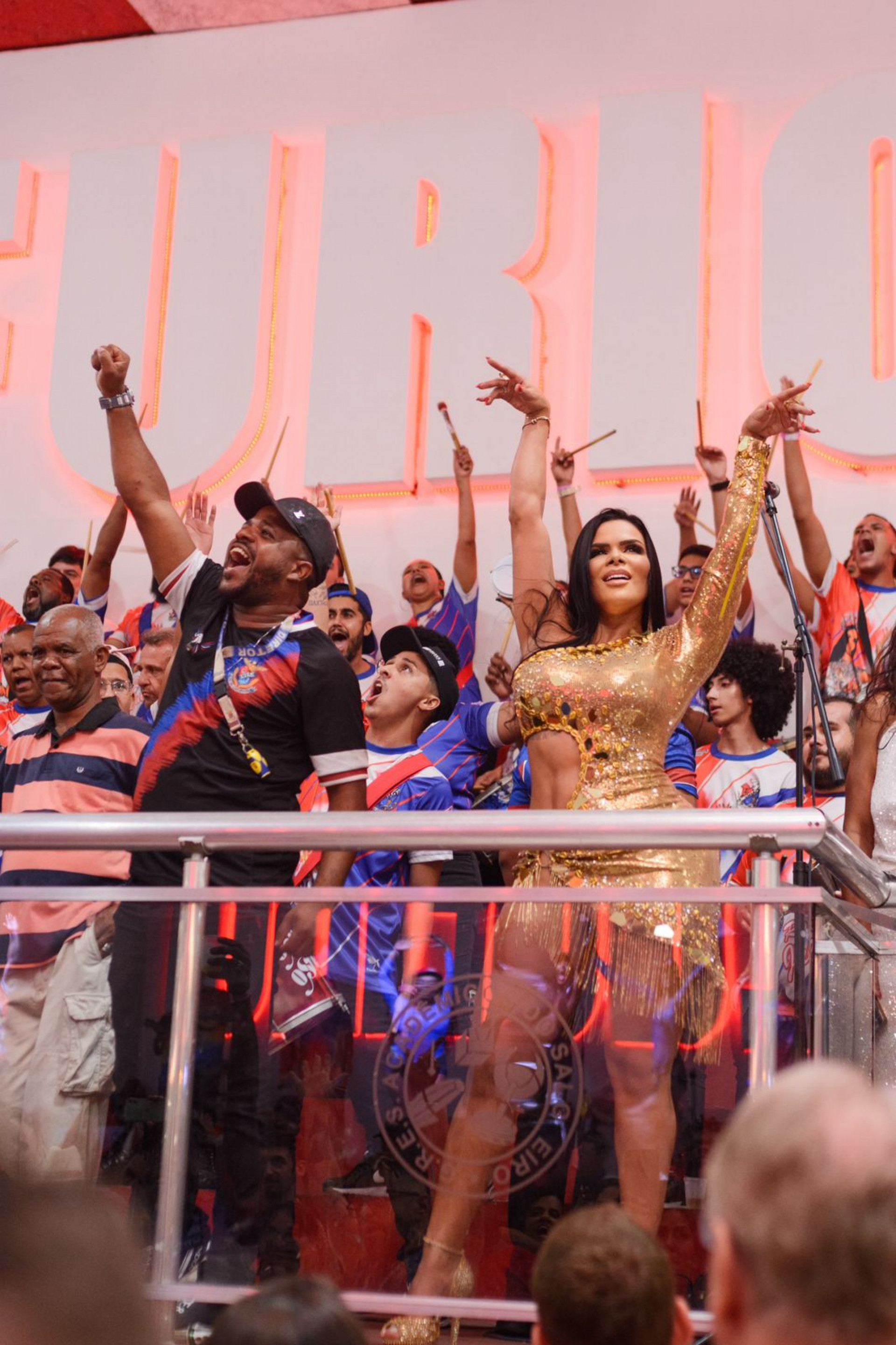 Juliana Souza, rainha de bateria da União da Ilha, samba muito durante evento na quadra do Salgueiro - Adriano Reis / Palmer Assessoria de Comunicação