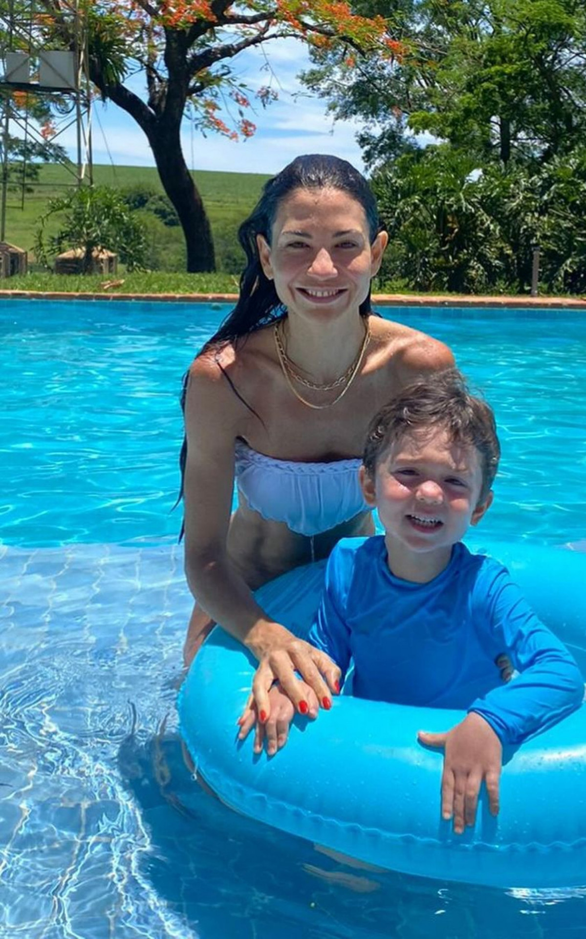 Amanda Klein e o fiho Dudu - Reprodução/Instagram