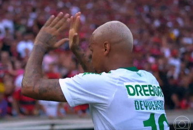 Deyverson explica pedido de desculpa à torcida do Flamengo: 'Alguns têm mágoa'