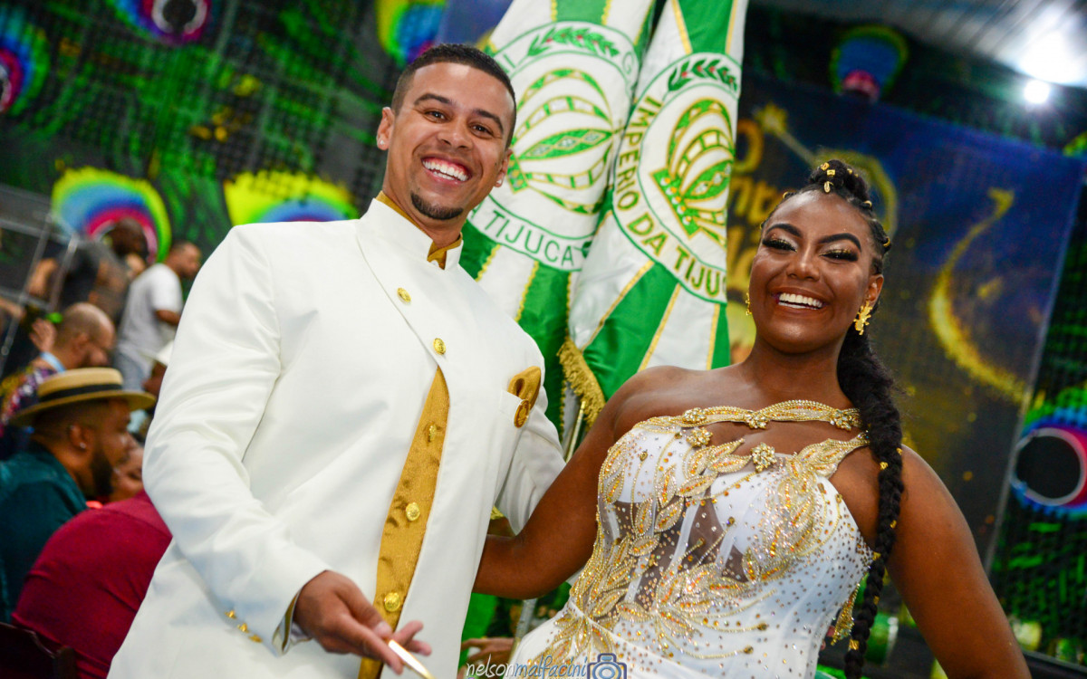 Império da Tijuca comemora 83 anos de fundação com missa e mini desfile, O  Dia na Folia