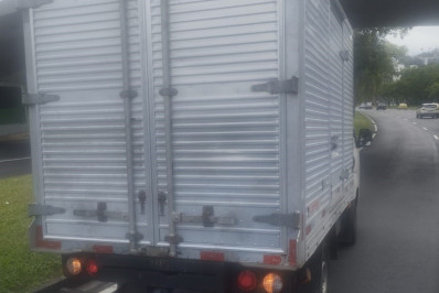 Homem com 26 anotações criminais é preso após roubar caminhão no Centro do Rio