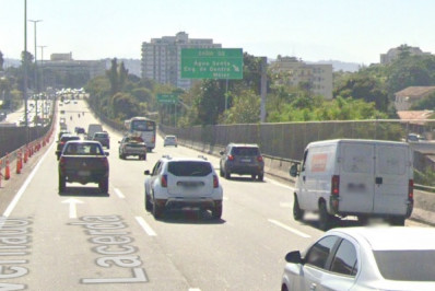 Acidente entre ônibus e motocicleta deixa um morto na Linha Amarela