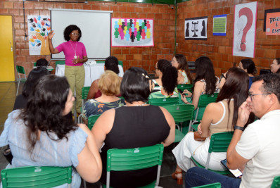 Vice-prefeita de Barra Mansa participa de 2º Encontro das Escolas em Tempo Integral