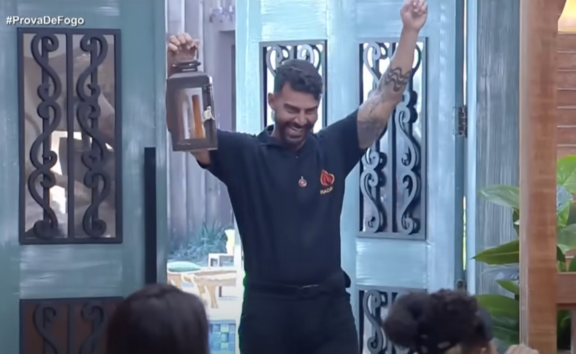 Radamés vence a prova de fogo - Reprodução de vídeo / Record TV