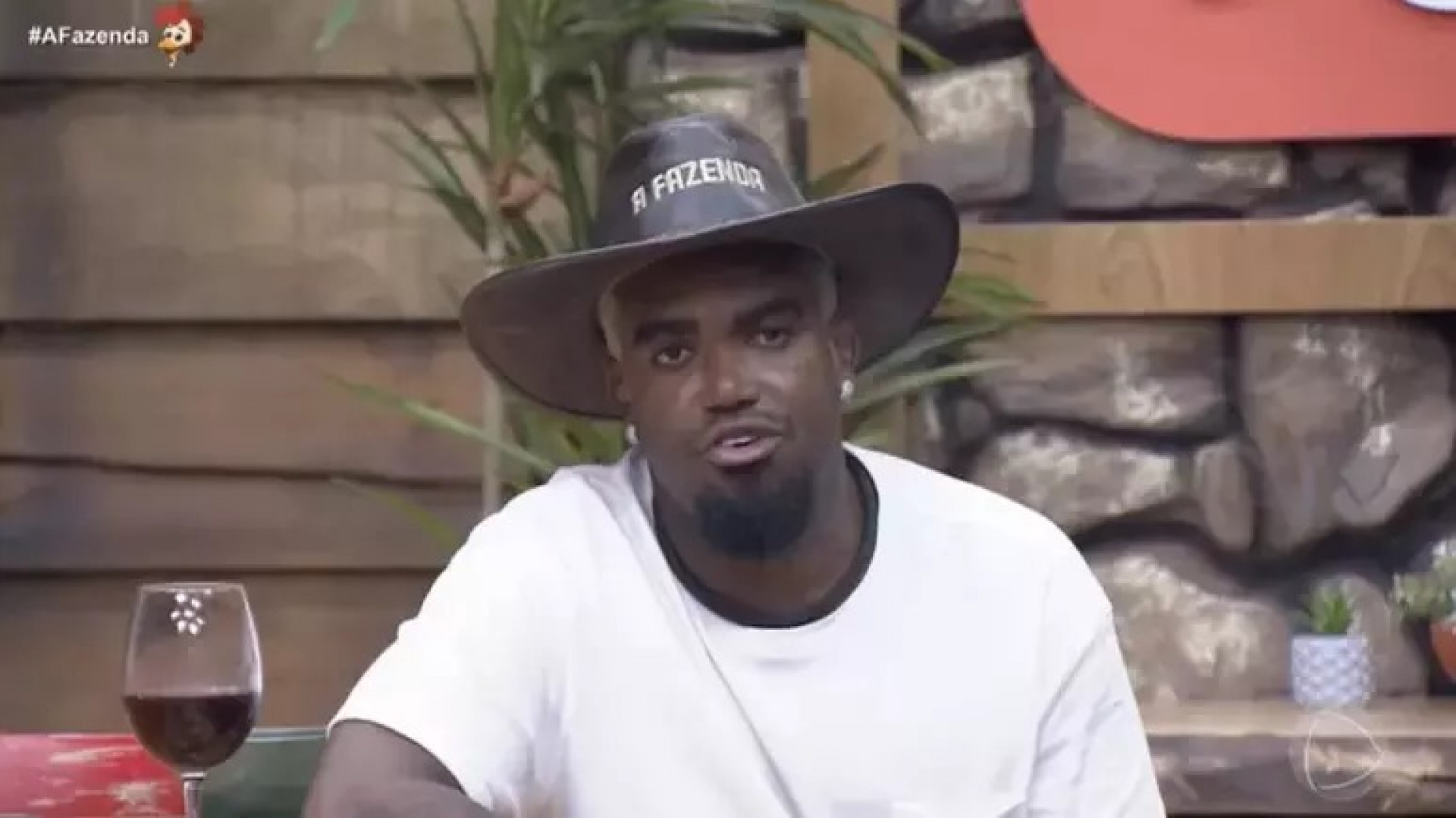 Tonzão é o dono do chapéu da semana em 'A Fazenda 15' - Reprodução / PlayPlus