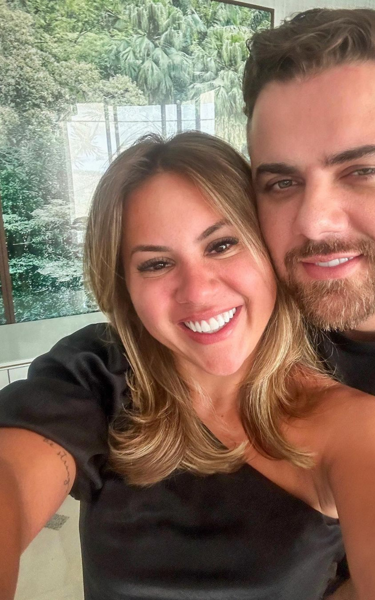 Zé Neto e a mulher, Natália Toscano - Reprodução Internet