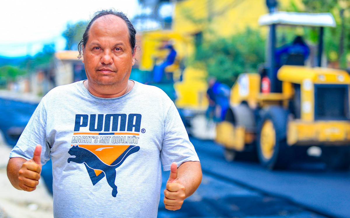 Morador da rua Tobias Barreto, David Biriba disse que está achando muito bom a pavimentação nas ruas do bairro
