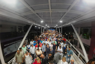 Governador e prefeito inauguram calçadão e praça revitalizados em Nilópolis