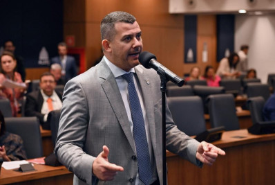 Alerj poderá proibir apreensão de mercadorias legais de camelôs