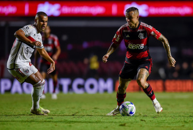 Flamengo perde para o São Paulo, mas se garante na fase de grupos da Libertadores