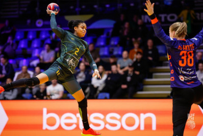 Brasil perde da Holanda e se complica por vaga nas quartas de final do Mundial Feminino de Handebol