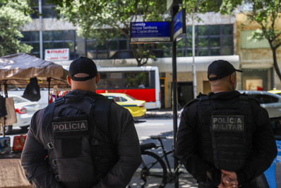 Em meio à onda de violência, suspeito é preso por roubar turista estrangeiro em Copacabana