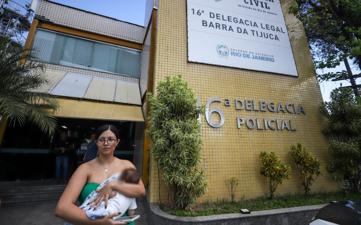 A vítima, identificada como Carla, prestou depoimento na 16ª DP (Barra da Tijuca)