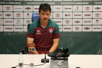 Diniz vê erros incomuns em derrota do Fluminense e projeta Mundial: 'Tem que acreditar'