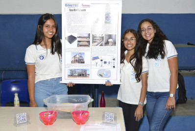 Alunas da Faetec Niterói desenvolvem projeto de Casa Bio-Flutuante