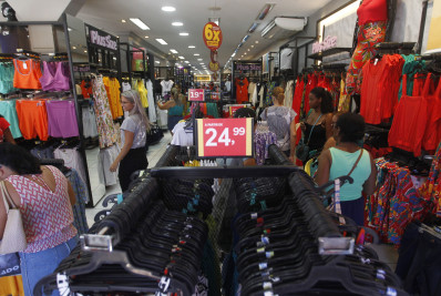 Índice de Confiança do comércio sobe 2,4% em fevereiro, segunda alta seguida, diz CNC