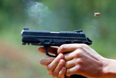 Deputados bolsonaristas articulam projeto que tira do governo Lula controle sobre armas de fogo