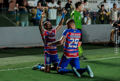 Um ano após morte de Pelé, Santos vive seu maior vexame e queda tem confusão na Vila