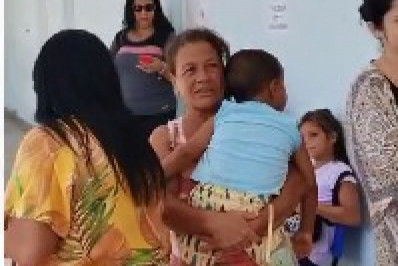 Pacientes reclamam de condições para espera de consulta em Cabo Frio