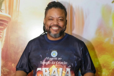 Wanderson Sodré, diretor de Harmonia da Unidos de Vila Isabel, é sepultado na Zona Norte