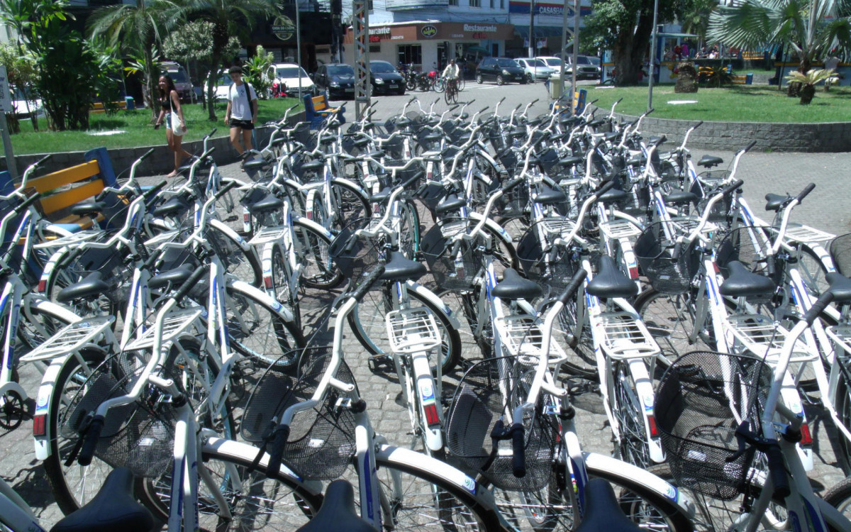 Magé entrega bicicletas do Programa Criança Feliz
