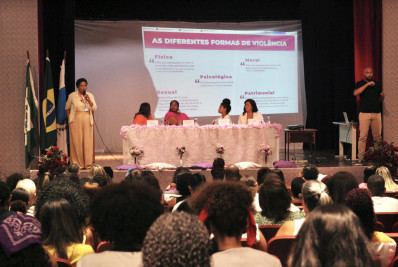 Fórum debate medidas para enfrentamento à violência contra a mulher em Queimados