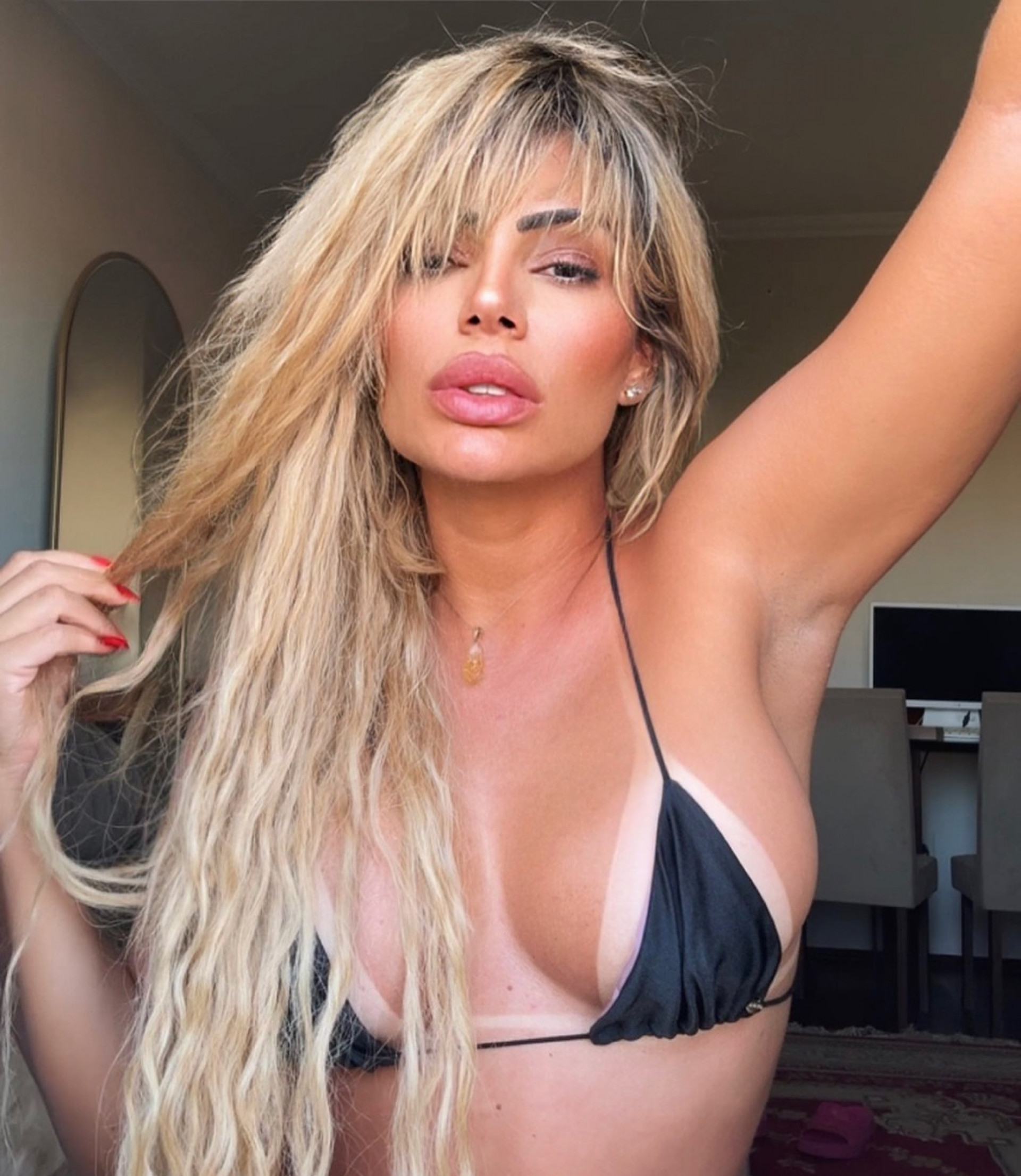 Ex-pastora, Ana Akiva pregava em uma igreja evangélica no interior de São Paulo - Reprodução / Instagram