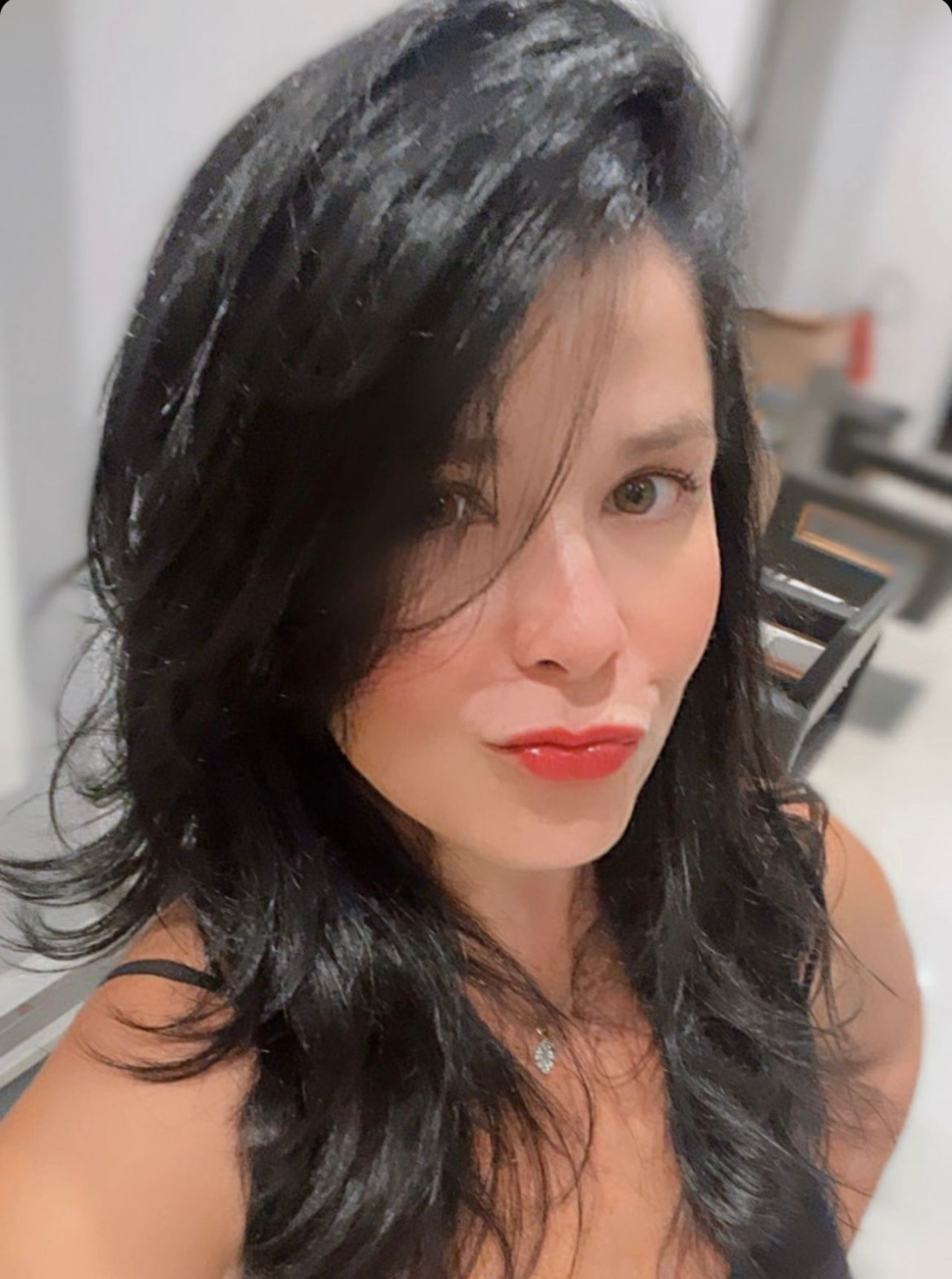 Samara Felippo surge com novo visual - Reprodução / Instagram 