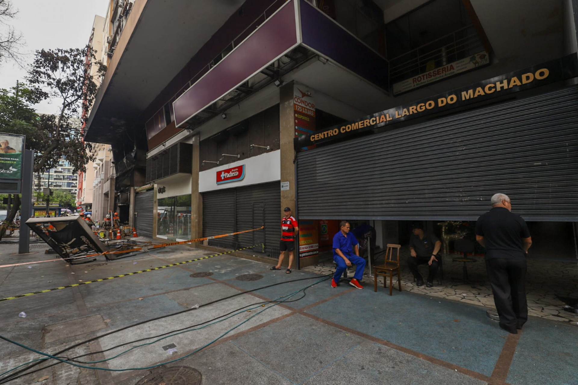Galeria Condor ficou fechada nesta sexta-feira, após o incêndio - Renan Areias / Agência O Dia