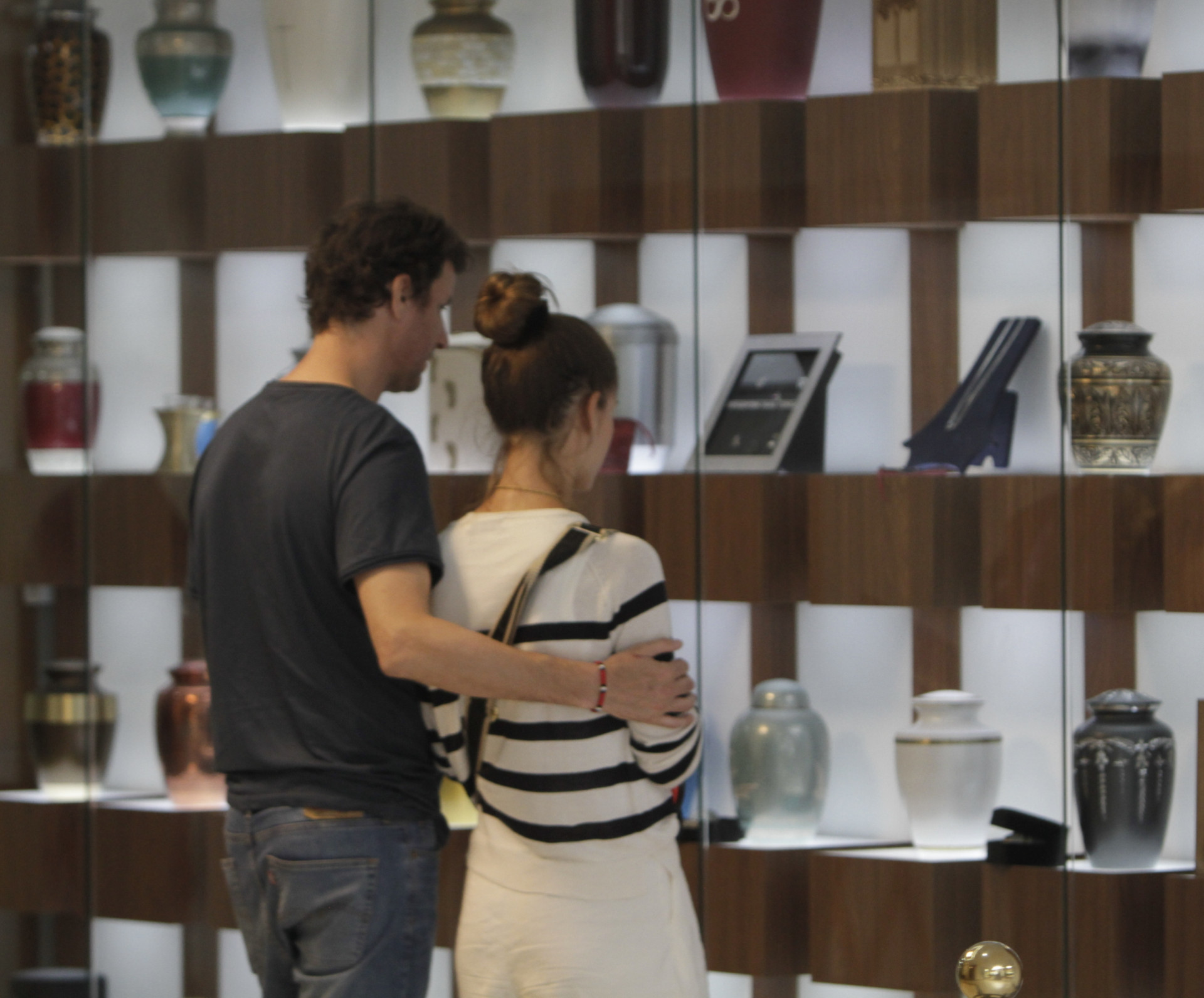 Cunhado e irm&atilde; de Florencia Arangurem estiveram no Memorial do Rio, em Cordovil
 - Marcos Porto/Ag&ecirc;ncia O Dia