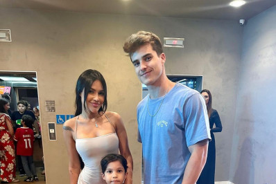 Ex-namorado de Flay prestigia formatura do filho dela: 'Mudou minha vida'