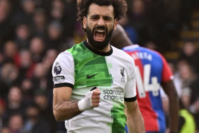 Salah chega a 200 gols pelo Liverpool e compara elenco atual com o de 2019