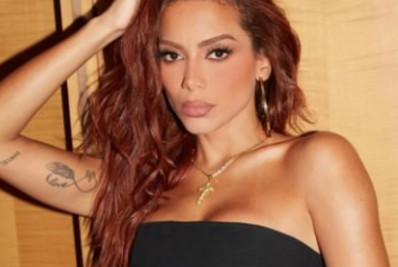 Fãs aclamam performance de Anitta e cantora diz que público esquece seu potencial: 'Tenho que refrescar a memória'