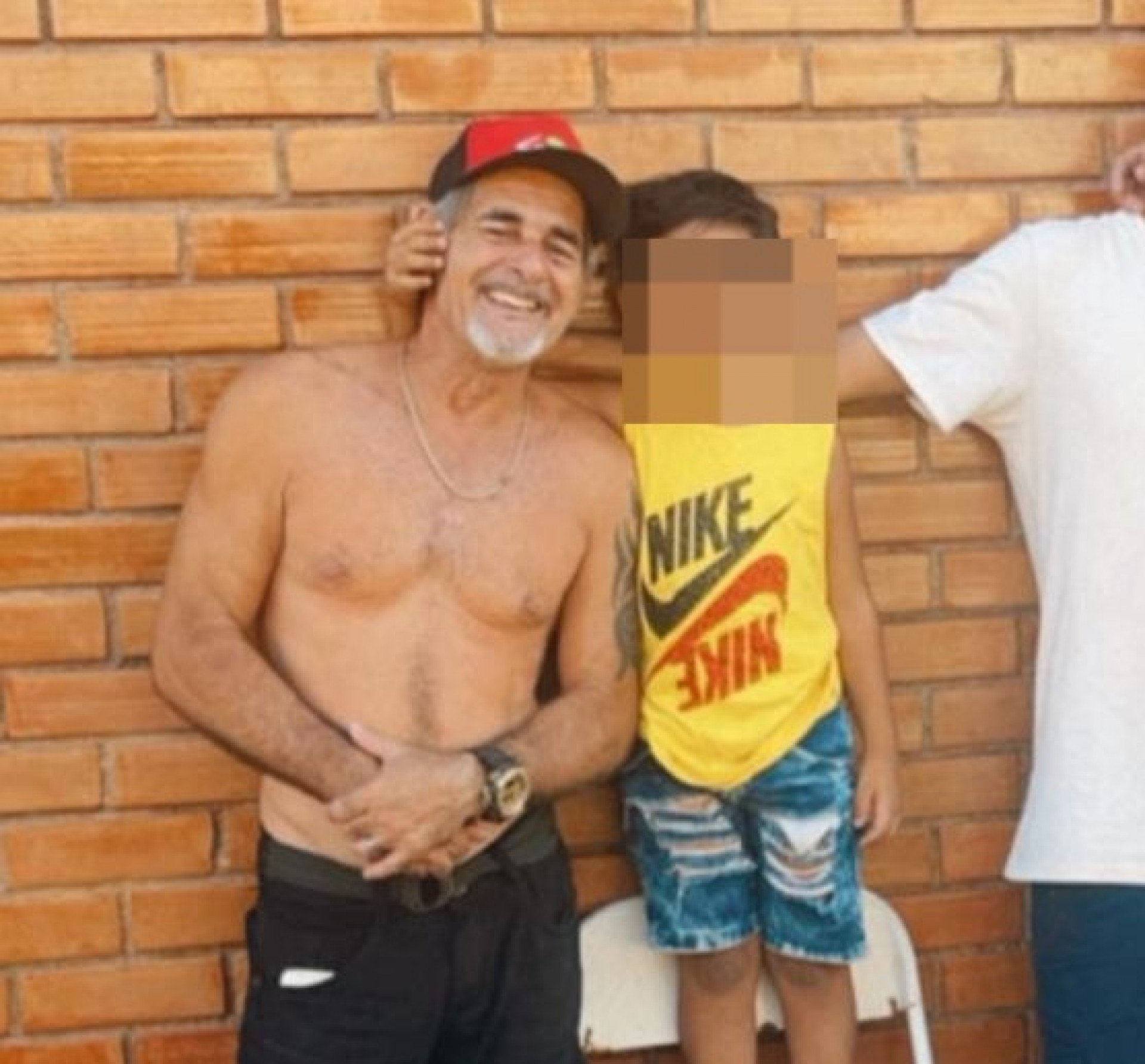 Emilson do Amparo, de 62 anos, morreu por asfixia na casa da ex-companheira, em Itaboraí - Divulgação