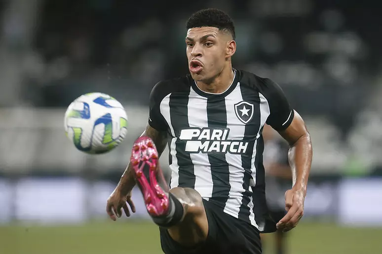 Luis Henrique não permanecerá no Botafogo para a próxima temporada