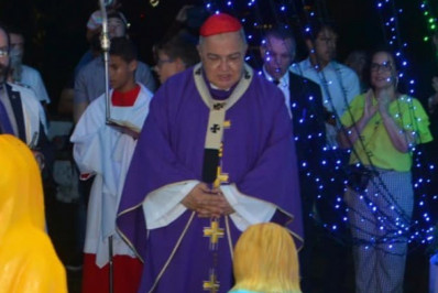 Igreja do Outeiro da Glória ganha Árvore de Natal e presépio abençoado por Dom Orani 