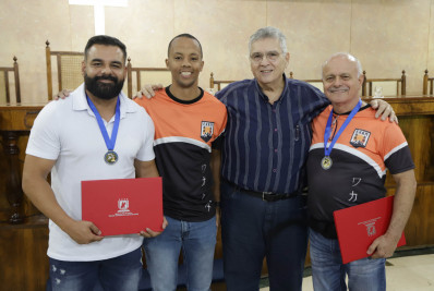 Atletas do judô são homenageados na Câmara de Caxias