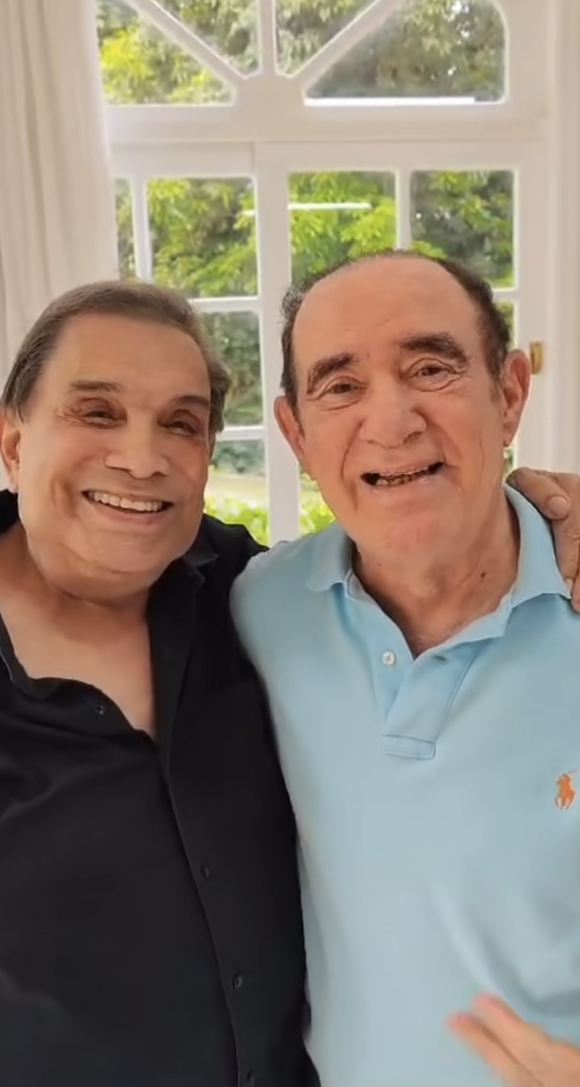 Dedé Santana e Renato Aragão se encontram - Reprodução