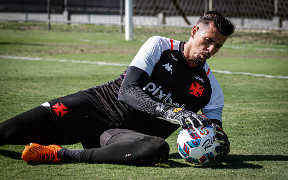 Goleiro Ivan