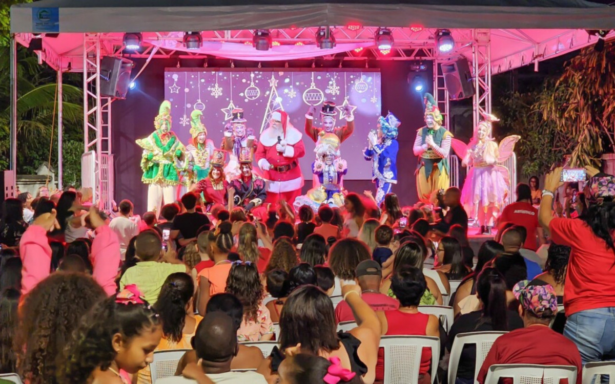 Quissamã inicia Natal Luz com grande festa na Praça Central