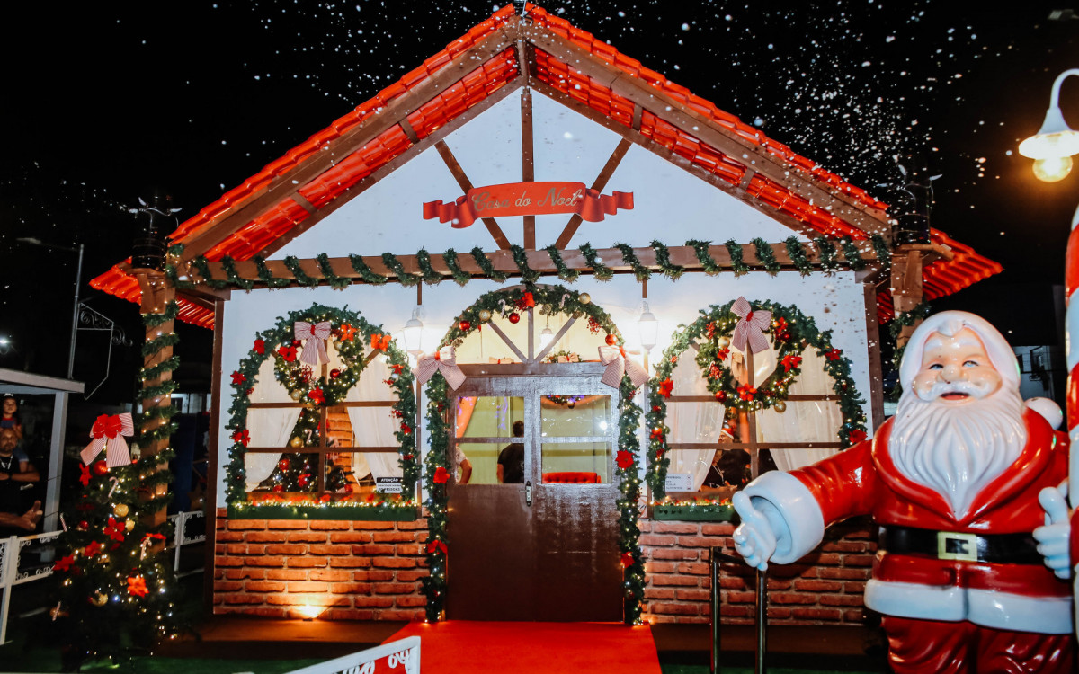 Mag&eacute; Luz inaugura espet&aacute;culo de luzes e alegria - Divulga&ccedil;&atilde;o