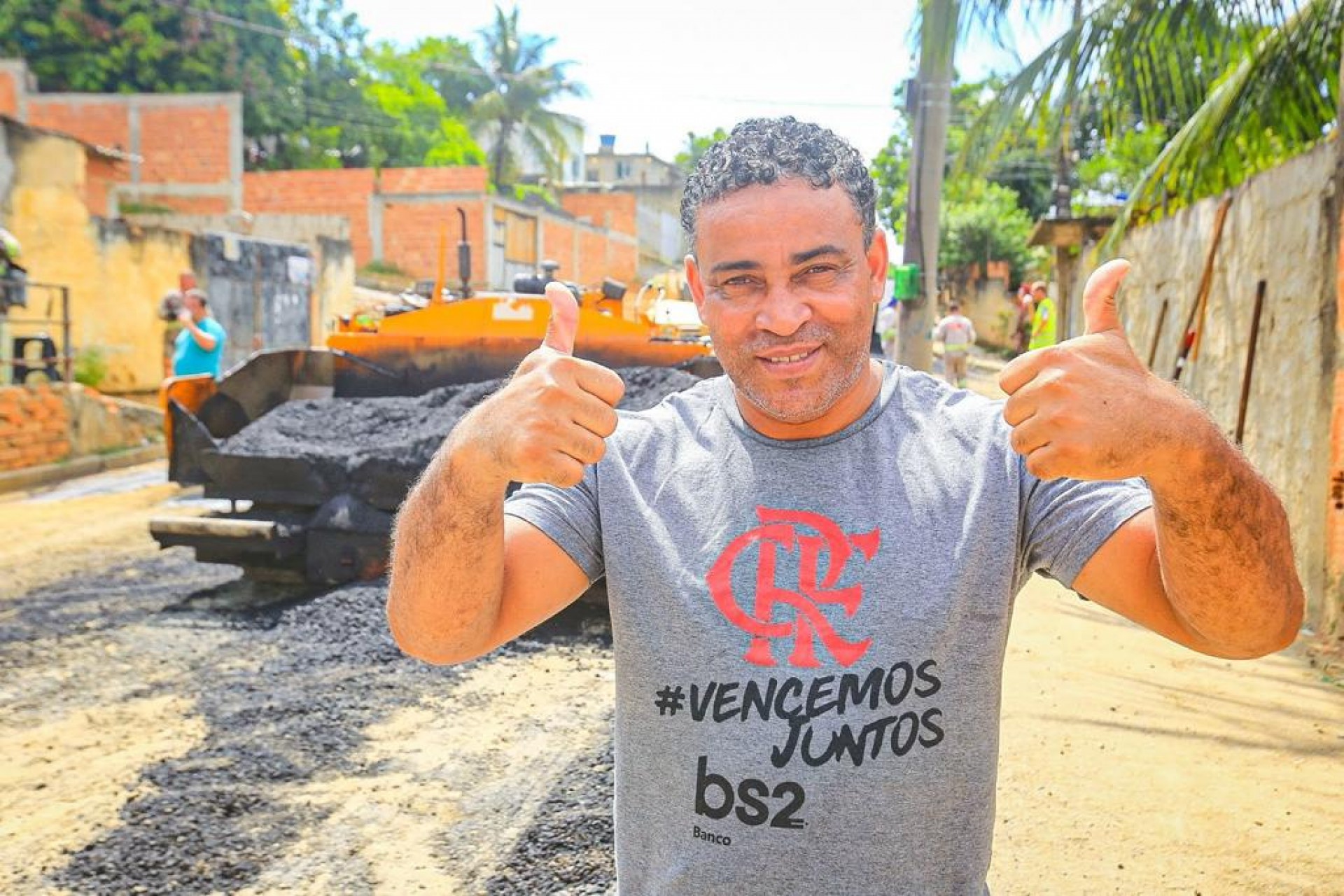 O motorista e morador do Barro Vermelho, Cristian Martins, de 45 anos, aprovou a benfeitoria no bairro - Rafael Barreto/PMBR
