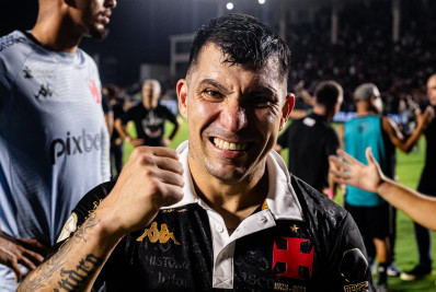 Medel relembra proposta do Vasco e destaca: 'Obviamente não pensei duas vezes'