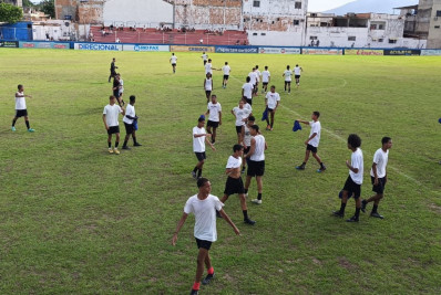 Jovens jogadores de Belford Roxo irão fazer uma temporada no Cruzeiro em MG